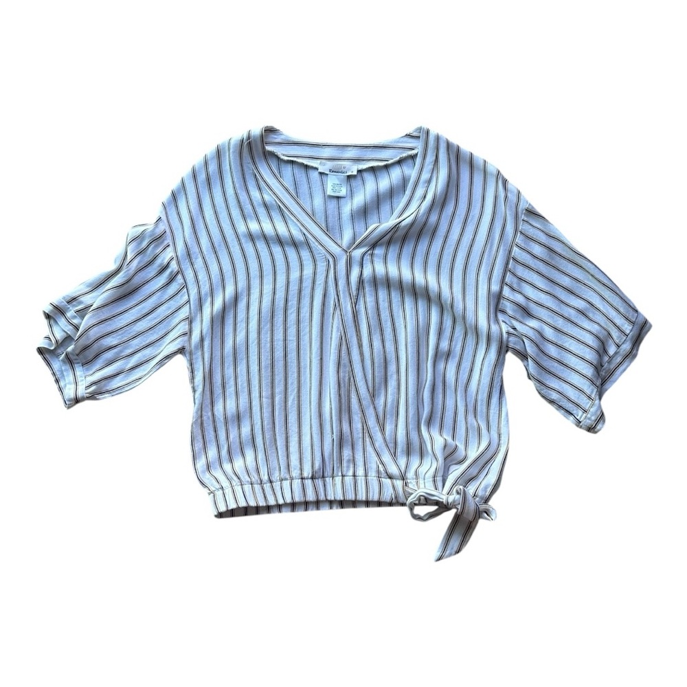 URBAN Romantics Striped V-Neck Blouse size Small Business‎ casual everyday wear
